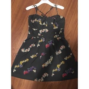 American Eagle Floral Dress